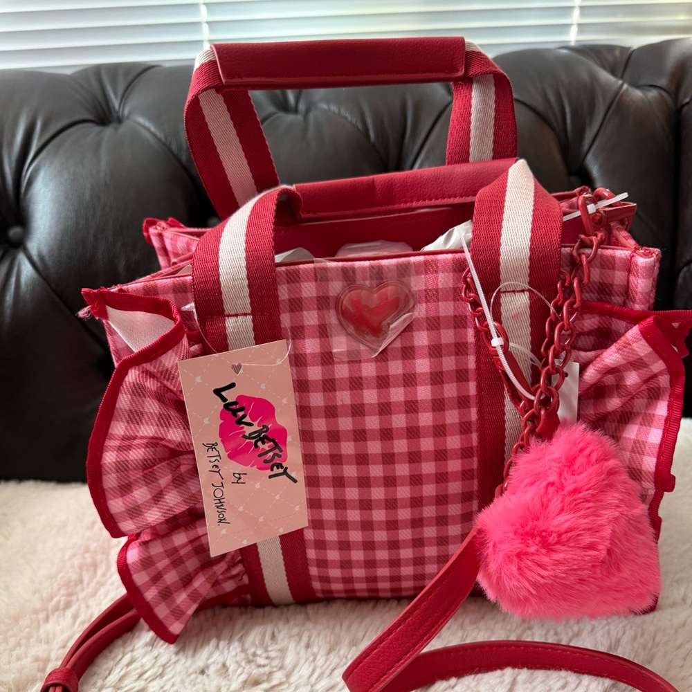 Betsey Johnson Luv NWT Picnic Red Gingham Bag with Charm